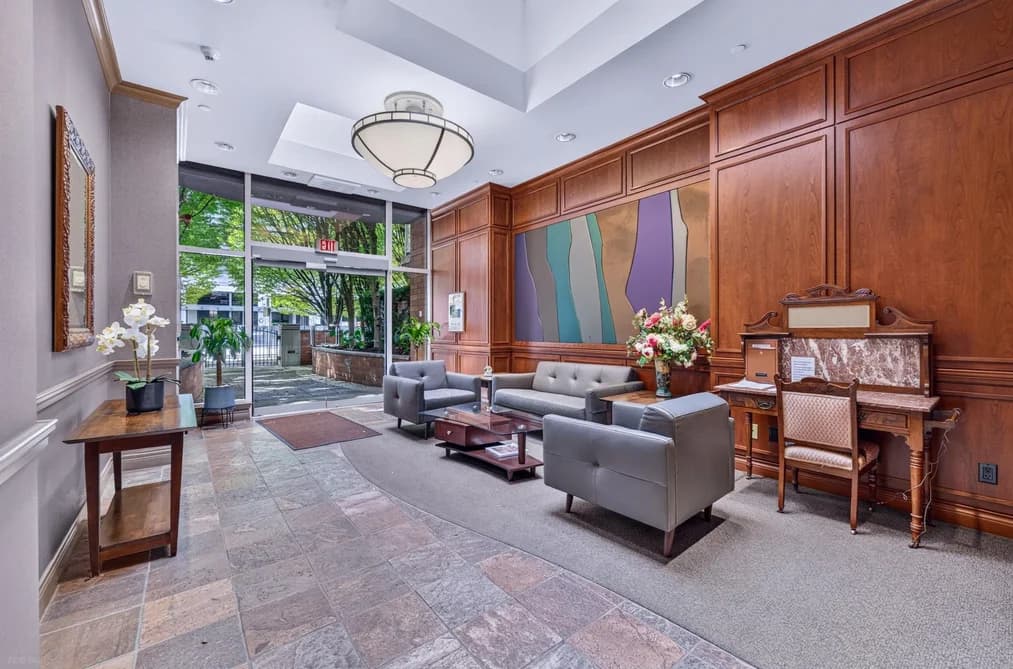 213 5770 OAK STREET, Vancouver, BC — Residential for Sale - Photo 2