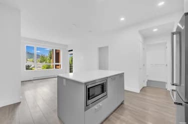 Condo for sale at 213 735 Anskar Court Coquitlam British Columbia - MLS: R3141358