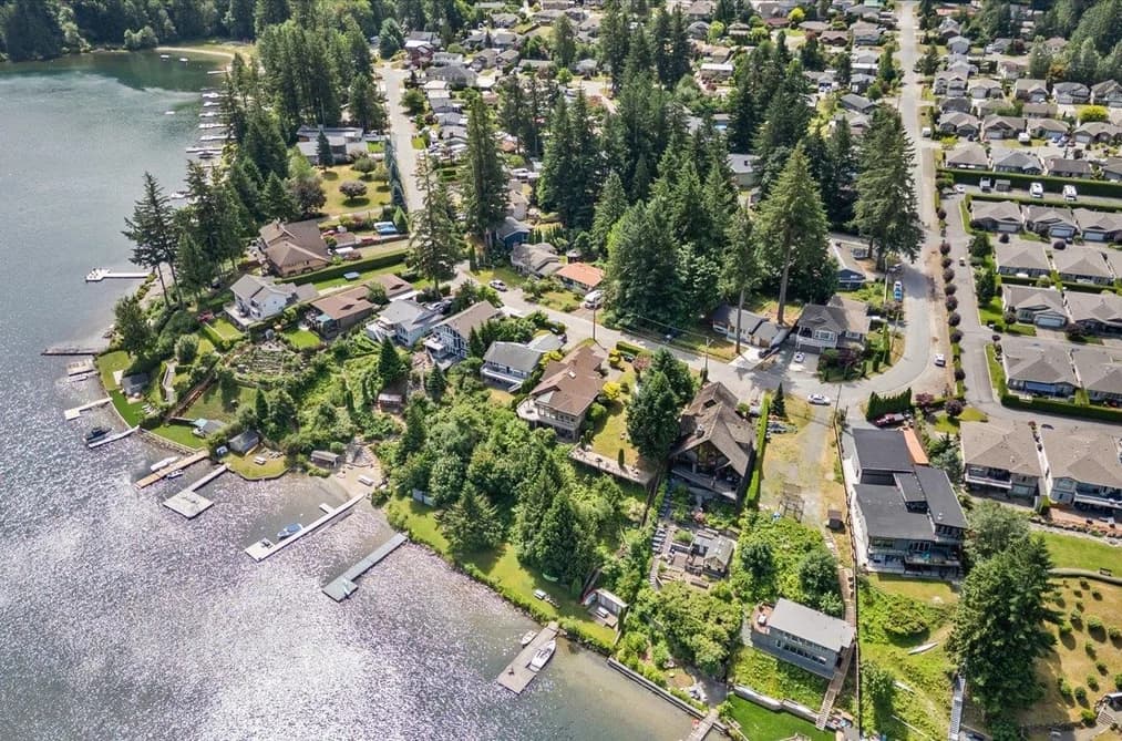 21313 LAKEVIEW CRESCENT, Hope, BC — Residential for Sale - Main Photo