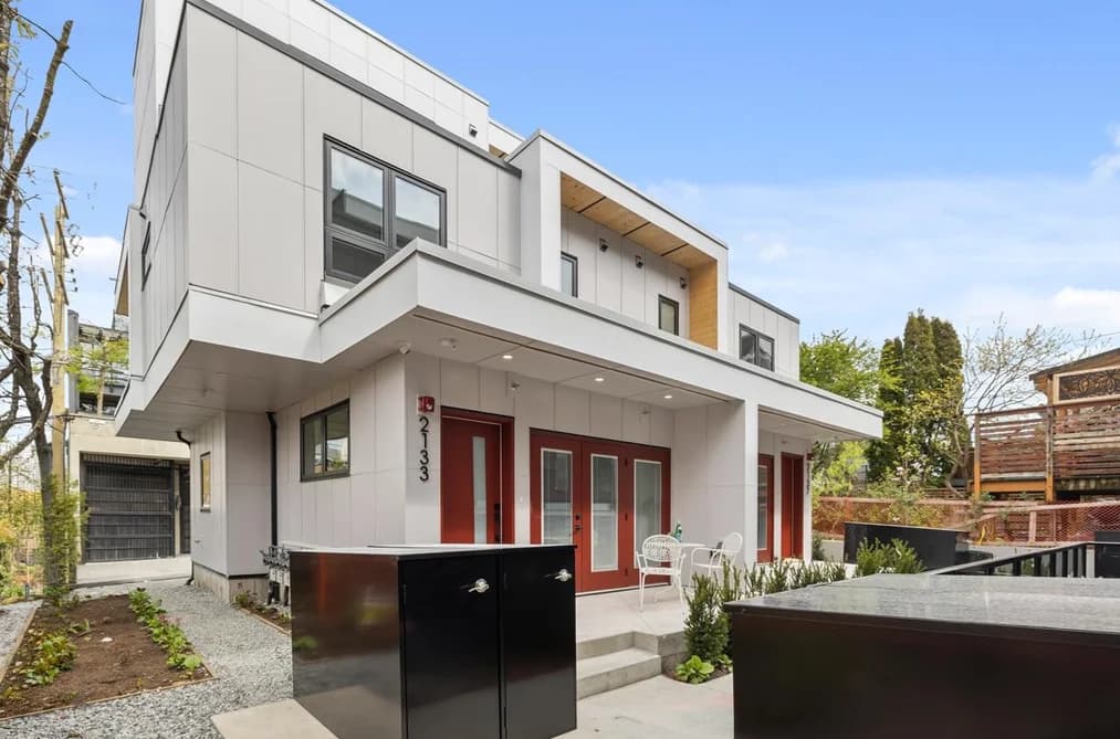 2133 E PENDER STREET, Vancouver, BC — Residential for Sale - Main Photo