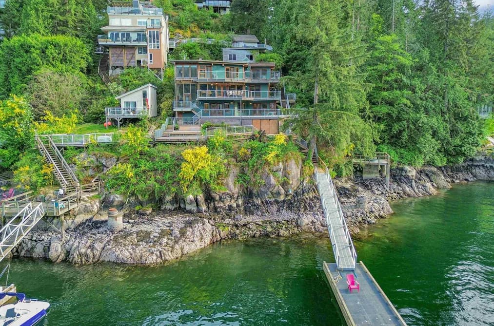 2136 LOCKEHAVEN ROAD, North Vancouver, BC — Residential for Sale - Main Photo
