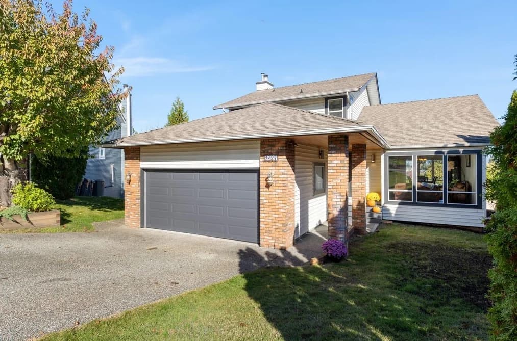 2137 PARAPET TERRACE, Port Coquitlam, BC — Residential for Sale - Photo 2