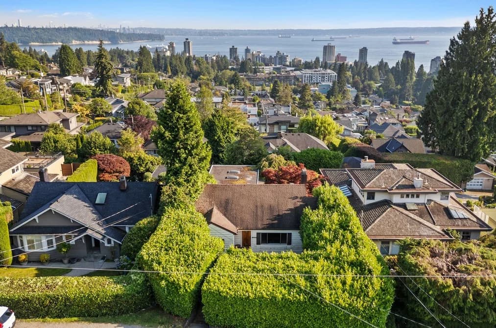 2138 NELSON AVENUE, West Vancouver, BC — Residential for Sale - Photo 2