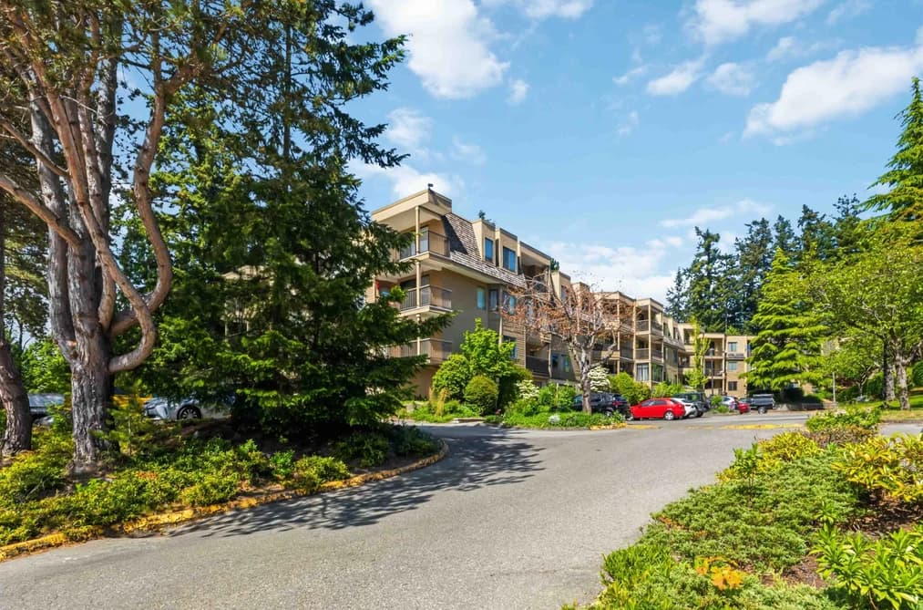 214 1760 SOUTHMERE CRESCENT CRESCENT, Surrey, BC — Residential for Sale - Main Photo