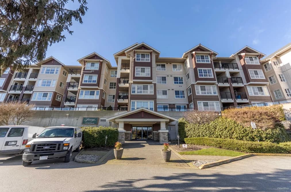 214 19677 MEADOW GARDENS WAY, Pitt Meadows, BC — Residential for Sale - Main Photo