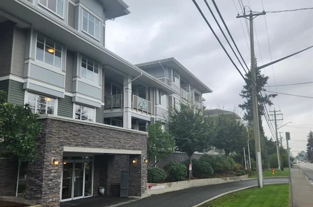 214 46262 FIRST AVENUE, Chilliwack, BC — Residential for Sale - Photo 2
