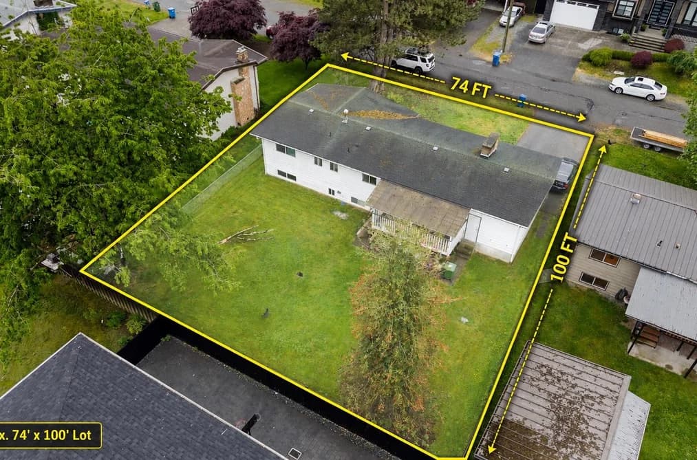 2141 LYNDEN STREET, Abbotsford, BC — Residential for Sale - Main Photo