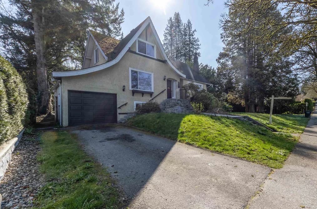 2146 W 33RD AVENUE, Vancouver, BC — Residential for Sale - Photo 2
