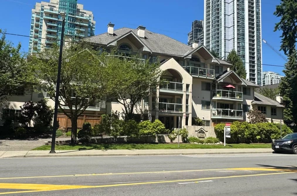 215 1148 WESTWOOD STREET, Coquitlam, BC — Residential for Sale - Main Photo