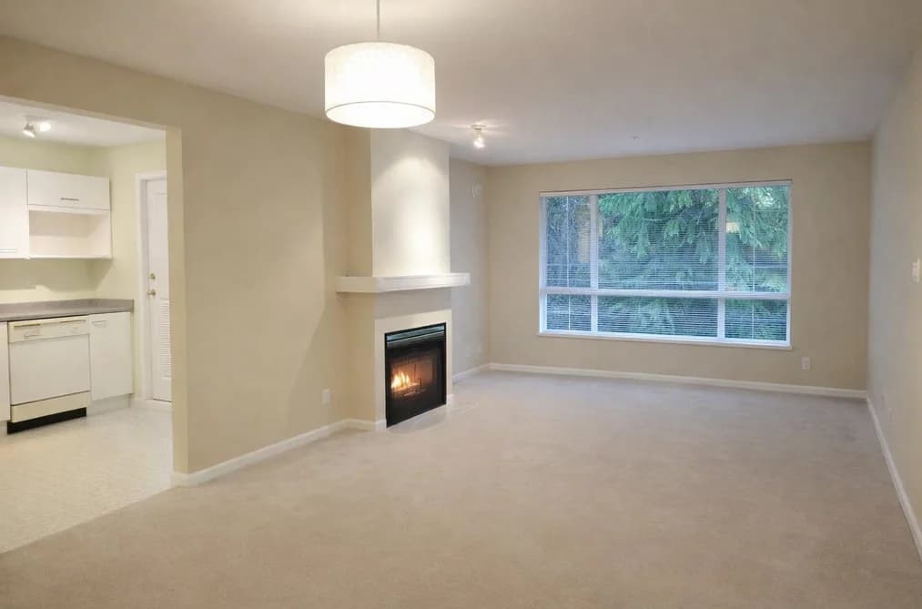 215 1242 TOWN CENTRE BOULEVARD, Coquitlam, BC — Residential for Sale - Photo 2