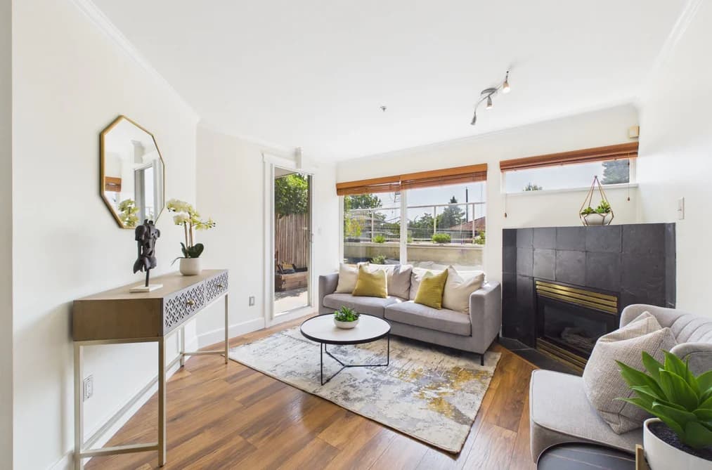 215 2238 KINGSWAY STREET, Vancouver, BC — Residential for Sale - Main Photo