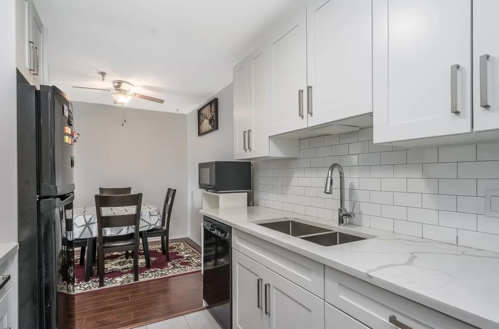 215 33535 KING ROAD, Abbotsford, BC — Residential for Sale - Main Photo