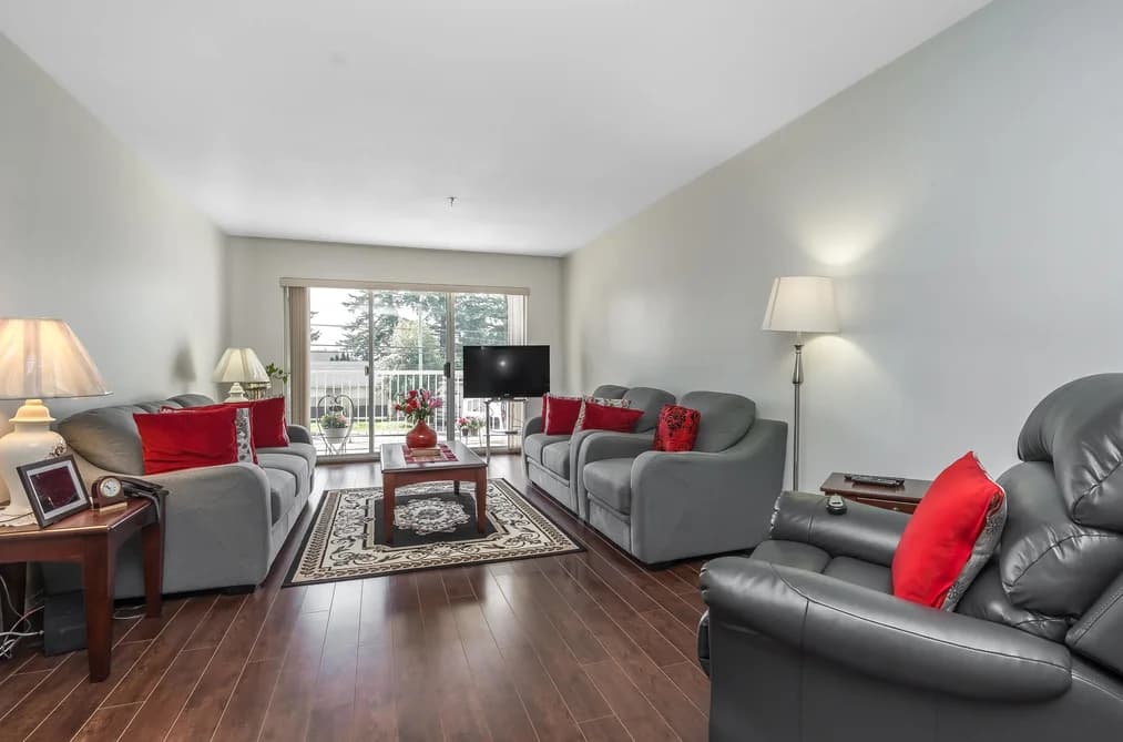 215 33535 KING ROAD, Abbotsford, BC — Residential for Sale - Photo 2