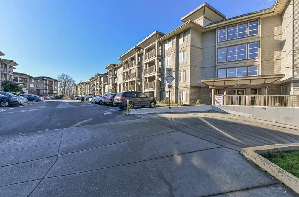 215 45567 YALE ROAD, Chilliwack, BC — Residential for Sale - Main Photo