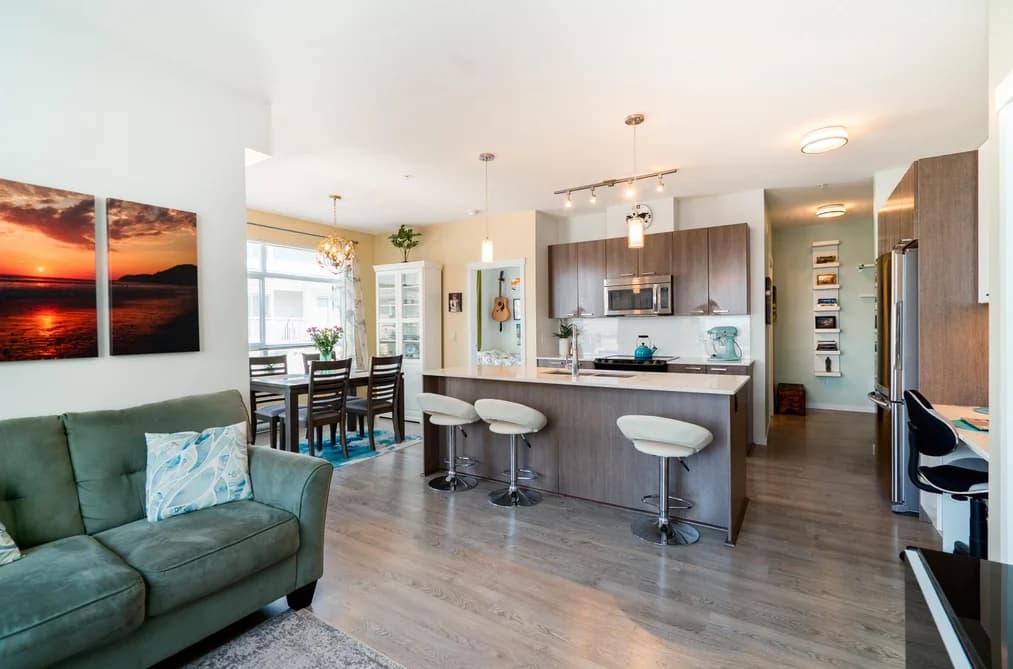215 617 SMITH AVENUE, Coquitlam, BC — Residential for Sale - Main Photo