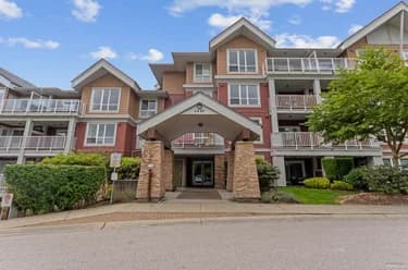 Condo for sale at 215 6440 194 Street Surrey British Columbia - MLS: R3133313