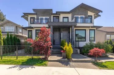 Half Duplex for sale at 215 E 22nd Street North Vancouver British Columbia - MLS: R3130574