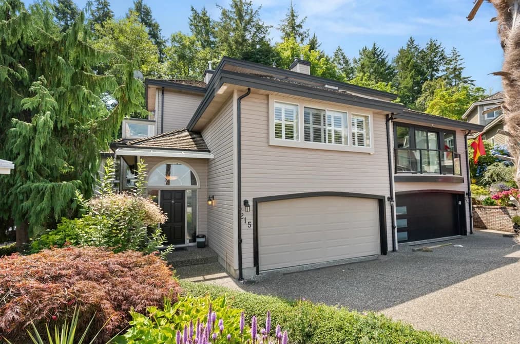 215 MORNINGSIDE DRIVE, Tsawwassen, BC — Residential for Sale - Main Photo