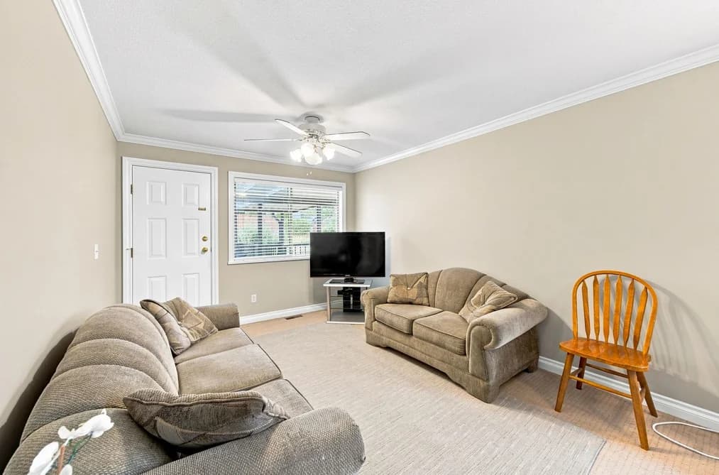 2152 PITT RIVER ROAD, Port Coquitlam, BC — Residential for Sale - Photo 2
