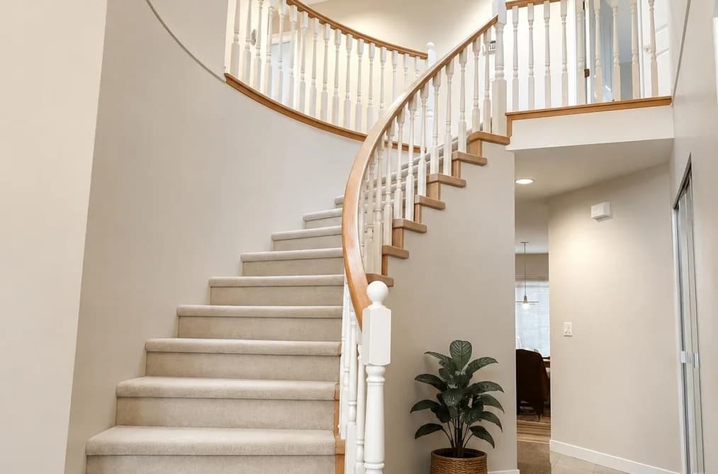 2157 DRAWBRIDGE CLOSE, Port Coquitlam, BC — Residential for Sale - Photo 2