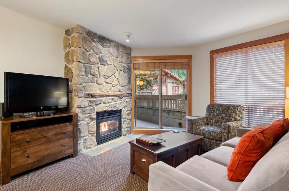 215C 2036 LONDON LANE, Whistler, BC — Residential for Sale - Photo 2