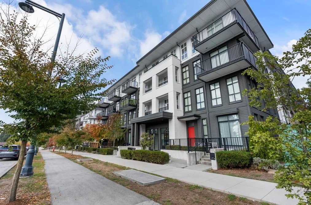 216 13933 105 BOULEVARD, Surrey, BC — Residential for Sale - Main Photo