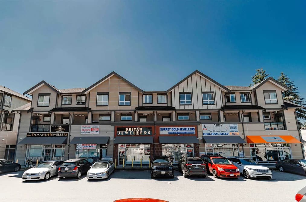 216 32083 HILLCREST AVENUE, Abbotsford, BC — Residential for Sale - Main Photo