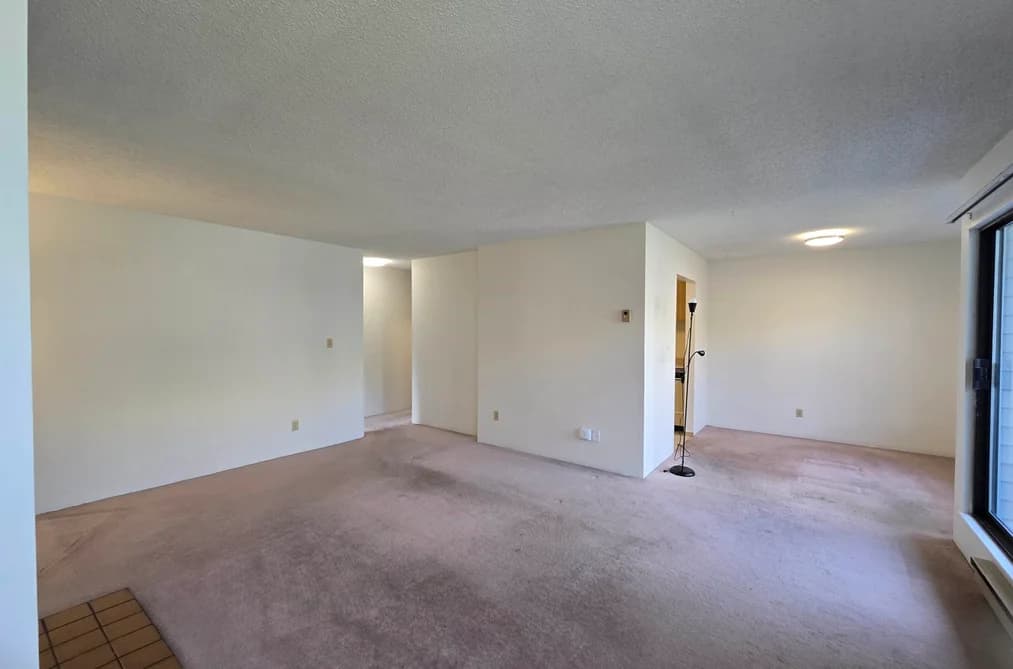 216 8400 ACKROYD ROAD, Richmond, BC — Residential for Sale - Photo 2
