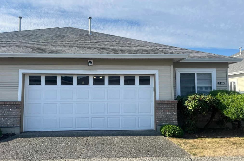 216 8485 YOUNG ROAD, Chilliwack, BC — Residential for Sale - Main Photo