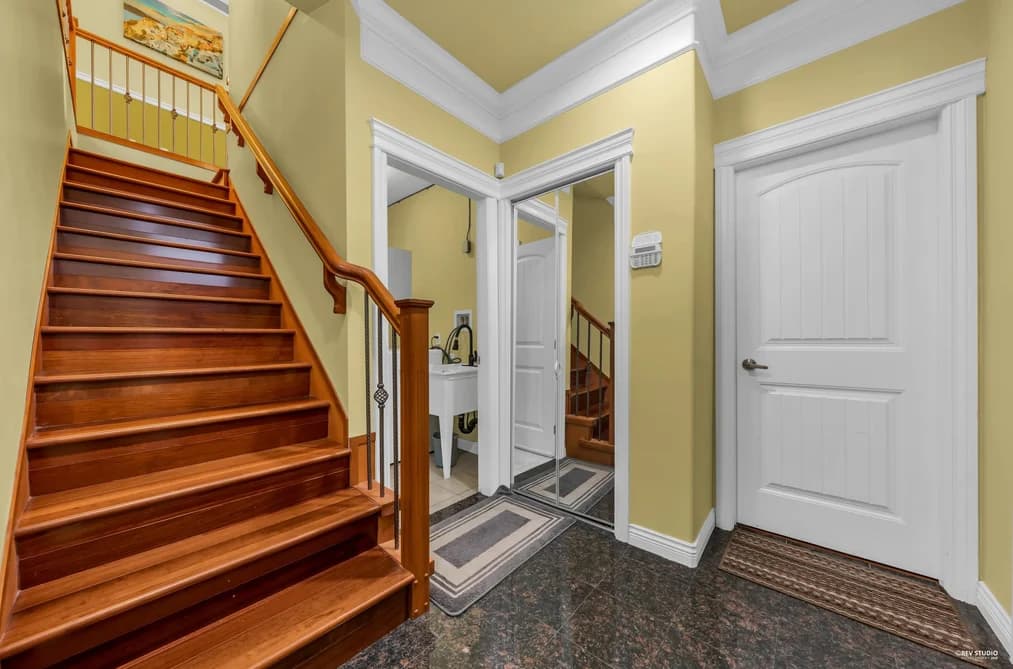 2160 E 54TH AVENUE, Vancouver, BC — Residential for Sale - Photo 2