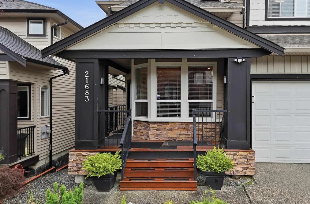 21683 89A AVENUE, Langley, BC — Residential for Sale - Photo 2