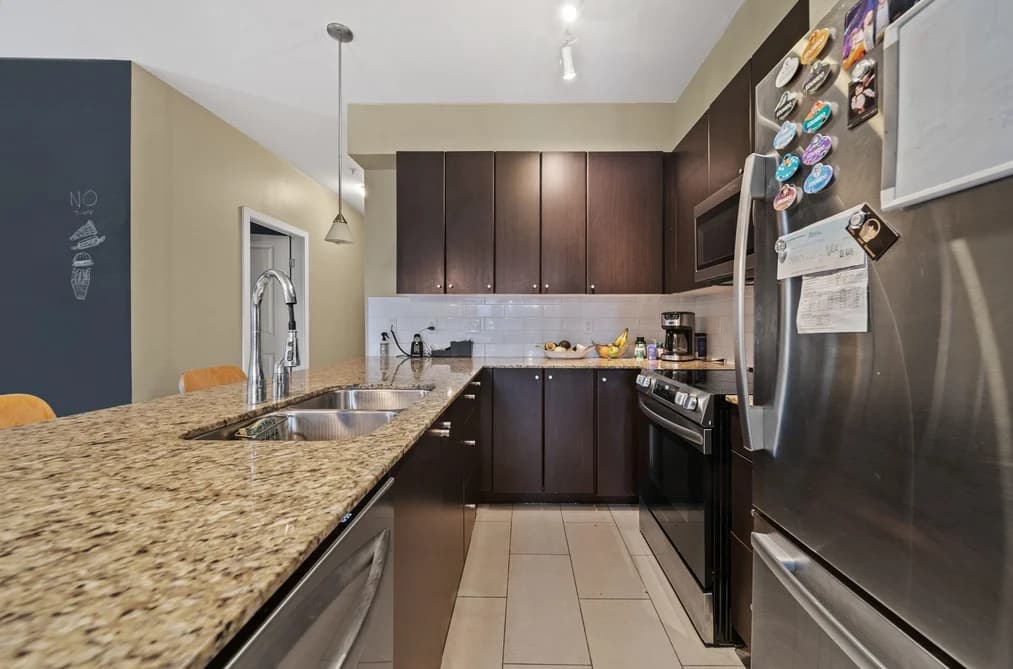 217 225 FRANCIS WAY, New Westminster, BC — Residential for Sale - Photo 2