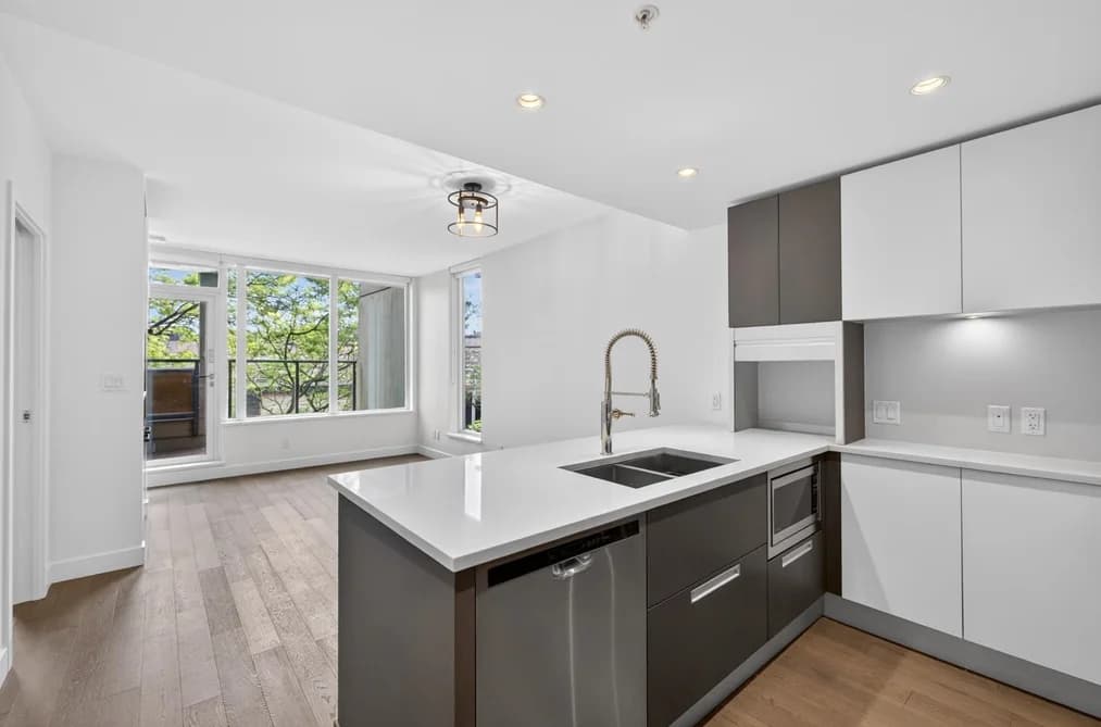 217 288 W 1ST AVENUE, Vancouver, BC — Residential for Sale - Photo 2