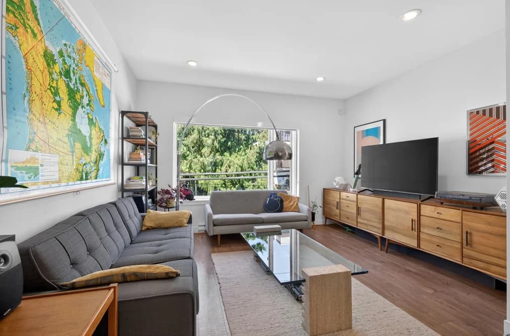 217 455 E 16TH AVENUE, Vancouver, BC — Residential for Sale - Main Photo