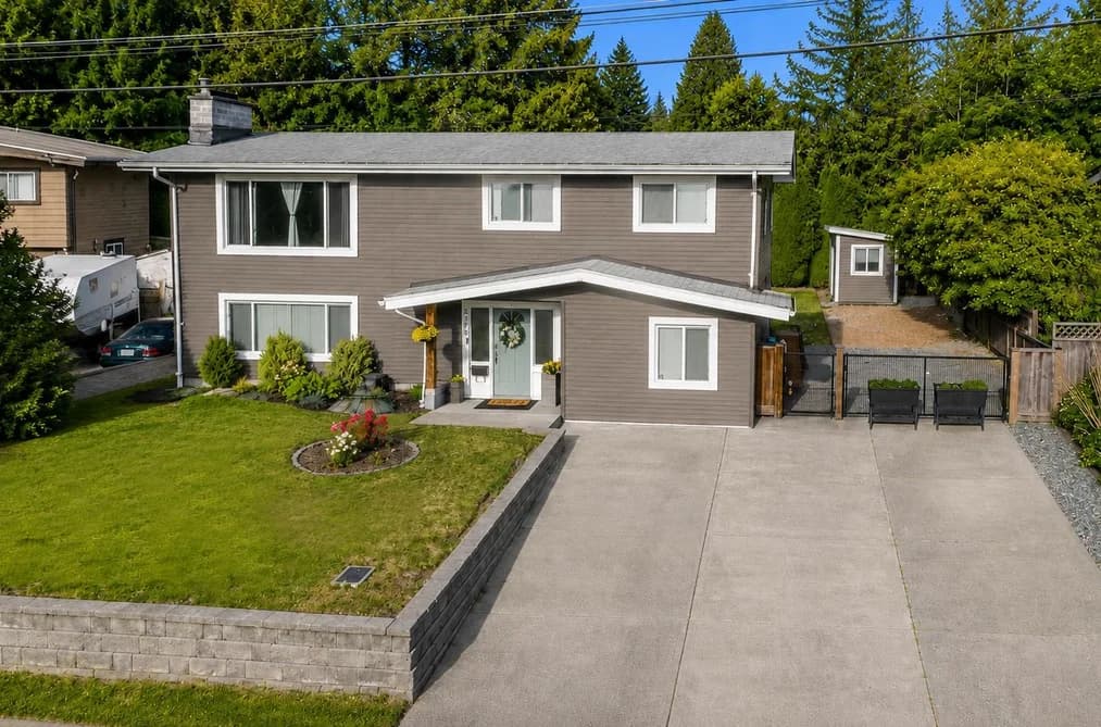 2170 MOSS COURT, Abbotsford, BC — Residential for Sale - Main Photo