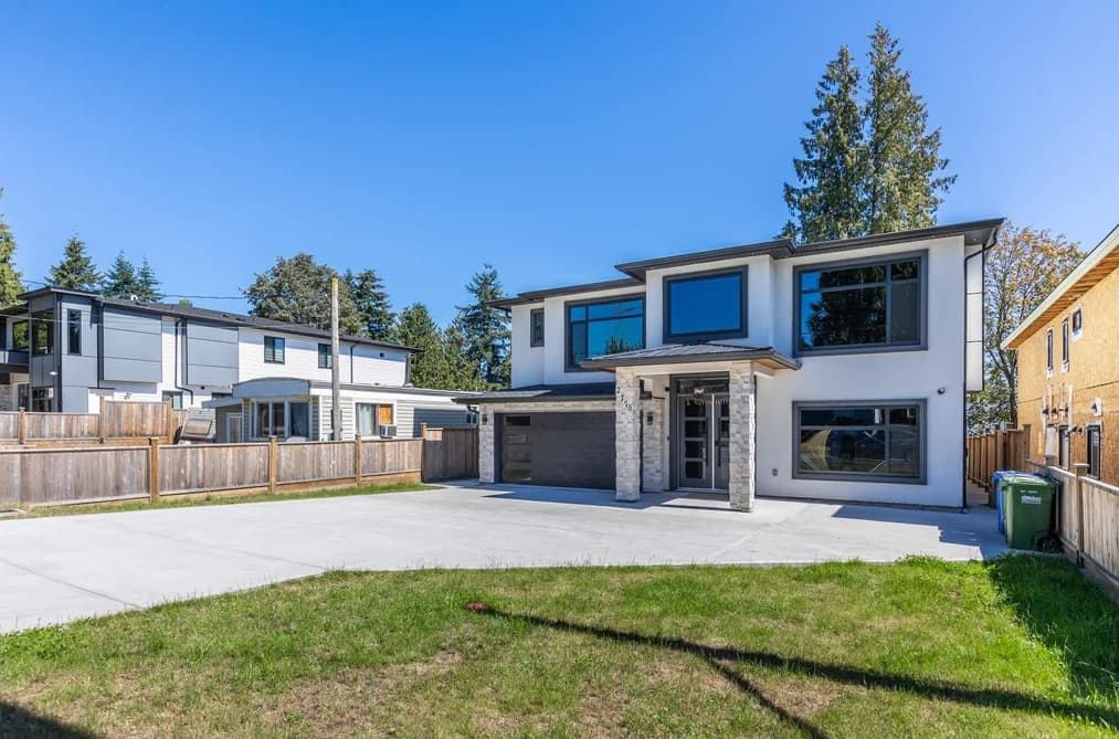 2170 OAKRIDGE CRESCENT, Abbotsford, BC — Residential for Sale - Photo 2