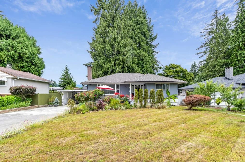 21727 RIDGEWAY CRESCENT, Maple Ridge, BC — Residential for Sale - Main Photo
