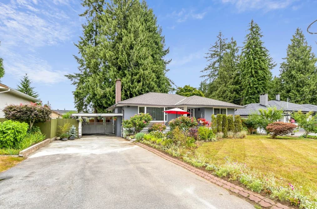 21727 RIDGEWAY CRESCENT, Maple Ridge, BC — Residential for Sale - Photo 2