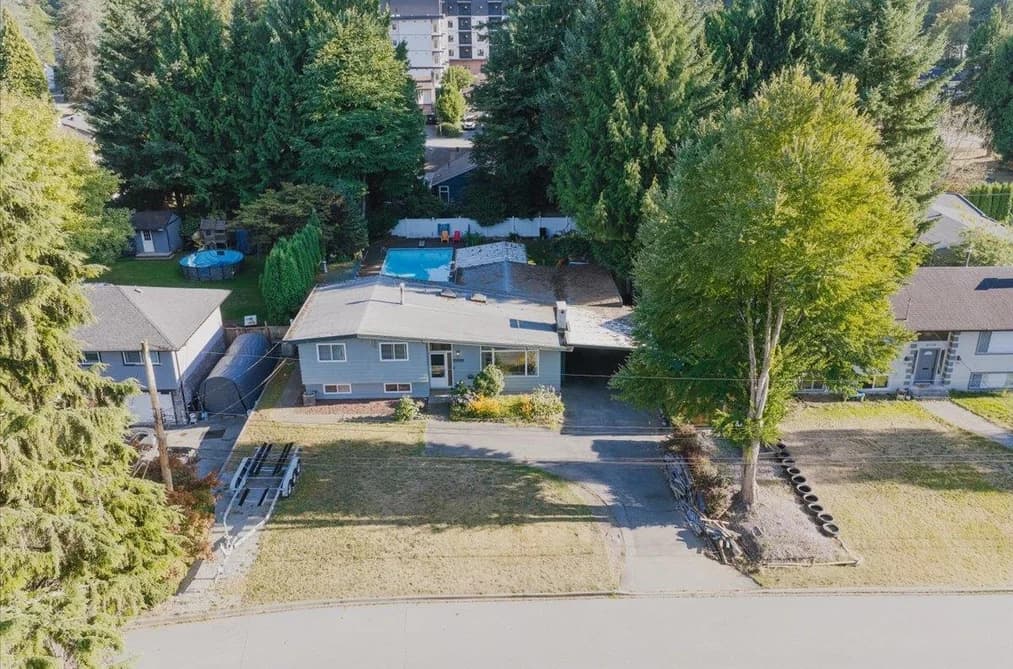21784 DONOVAN AVENUE, Maple Ridge, BC — Residential for Sale - Photo 2