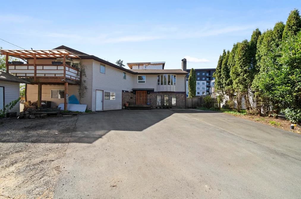 21796 HOWISON AVENUE, Maple Ridge, BC — Residential for Sale - Photo 2