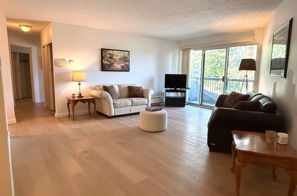 218 15020 NORTH BLUFF ROAD, White Rock, BC — Residential for Sale - Main Photo