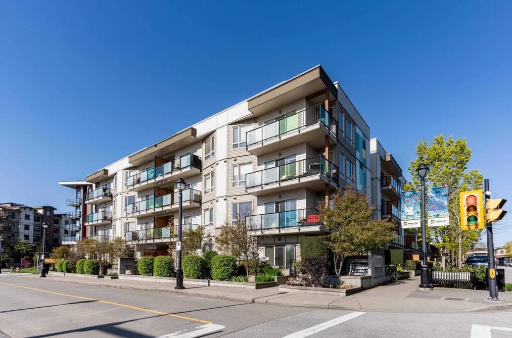 218 20460 DOUGLAS CRESCENT, Langley, BC — Residential for Sale - Main Photo