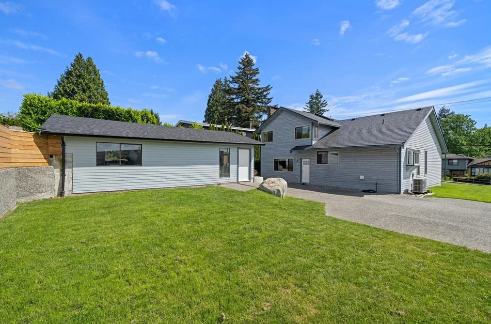 218 MUNDY STREET, Coquitlam, BC — Residential for Sale - Photo 2