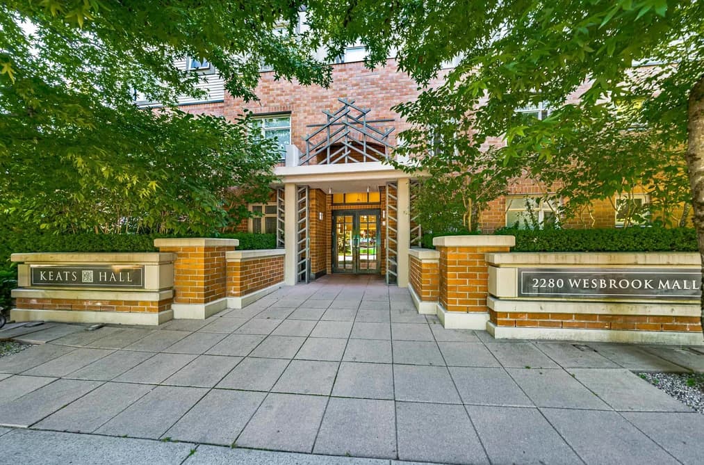 219 2280 WESBROOK MALL, Vancouver, BC — Residential for Sale - Photo 2