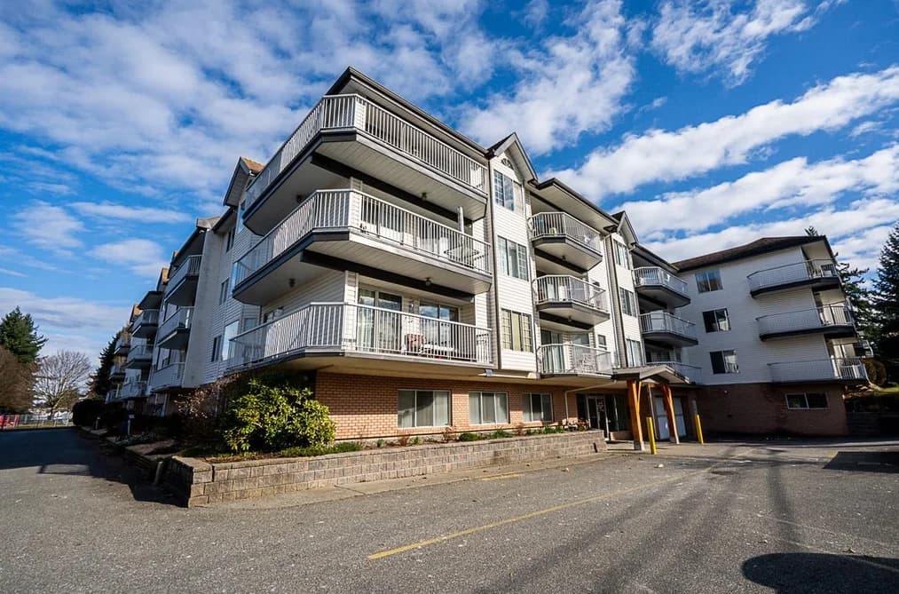 219 33535 KING ROAD, Abbotsford, BC — Residential for Sale - Main Photo
