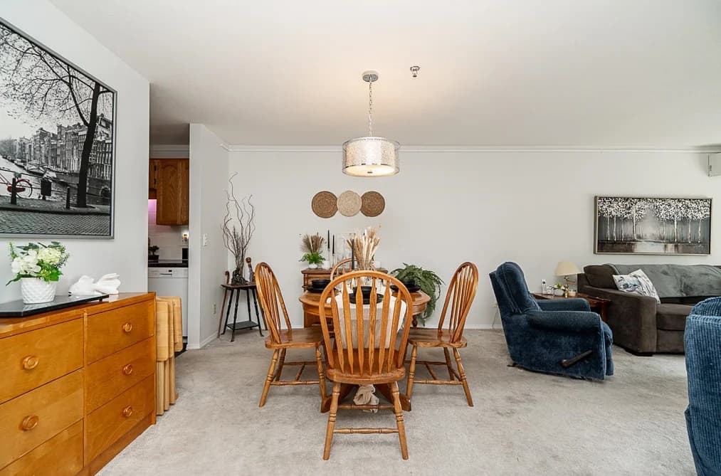 219 33535 KING ROAD, Abbotsford, BC — Residential for Sale - Photo 2