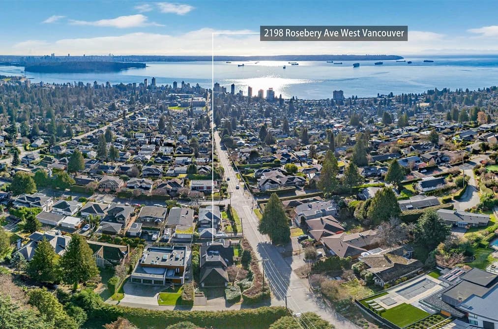 2198 ROSEBERY AVENUE, West Vancouver, BC — Residential for Sale - Photo 2