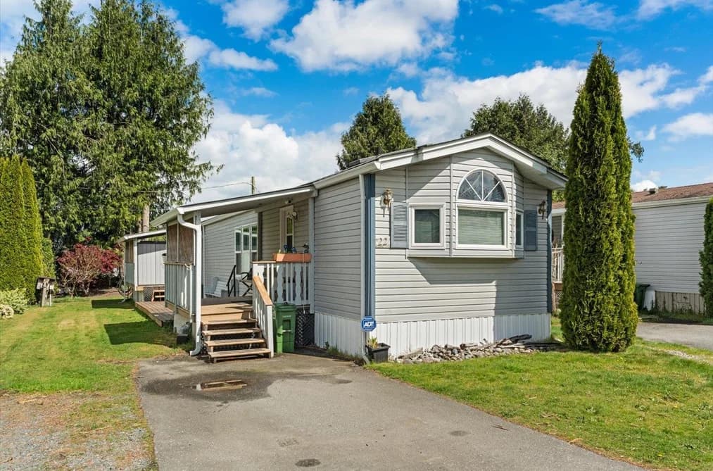 22 44565 MONTE VISTA DRIVE, Sardis, BC — Residential for Sale - Main Photo