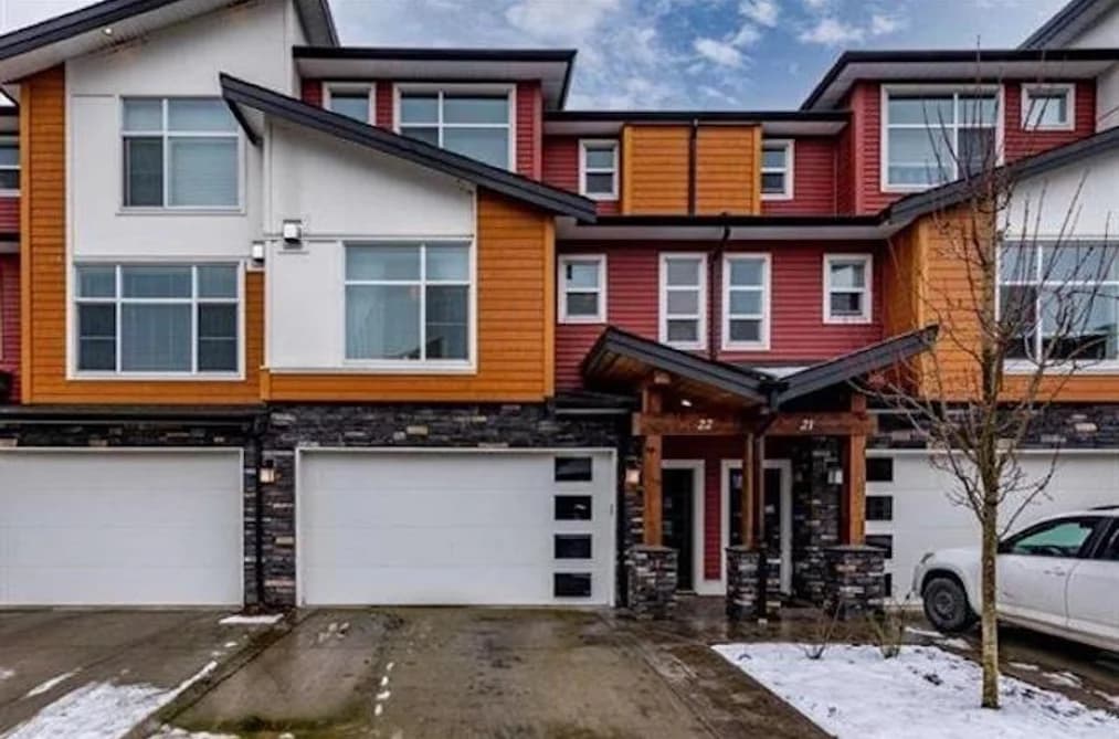 22 46570 MACKEN AVENUE, Chilliwack, BC — Residential for Sale - Main Photo