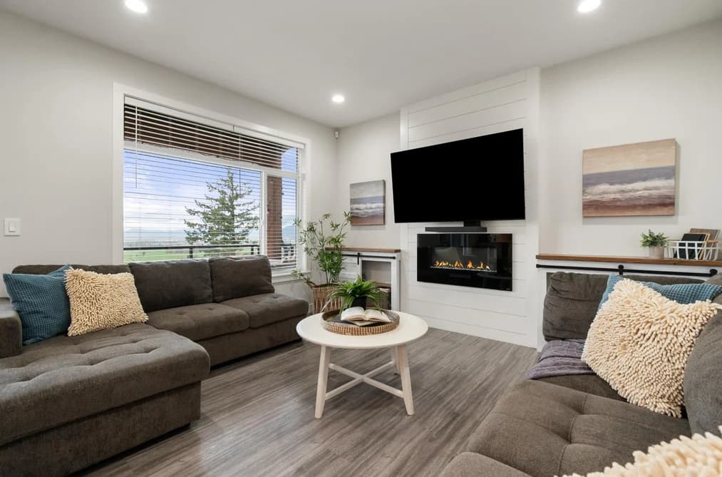22 6262 REXFORD DRIVE, Chilliwack, BC — Residential for Sale - Photo 2